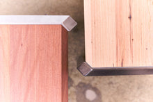 Load image into Gallery viewer, 9045 Side Table