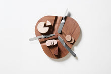 Load image into Gallery viewer, Clover Cheeseboards and Knife Set